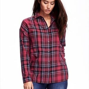 Old Navy red plaid flannel long sleeve button down boyfriend shirt size XS